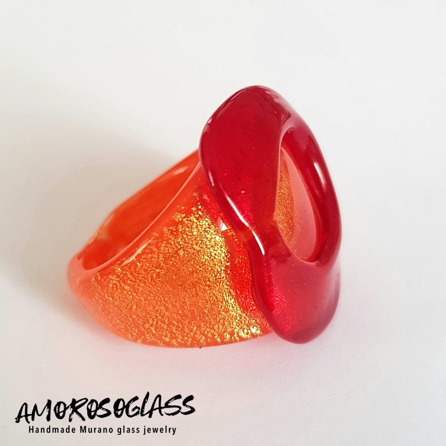 Anello rosso fondo arancione in vetro di Murano con foglia oro 24Kt.