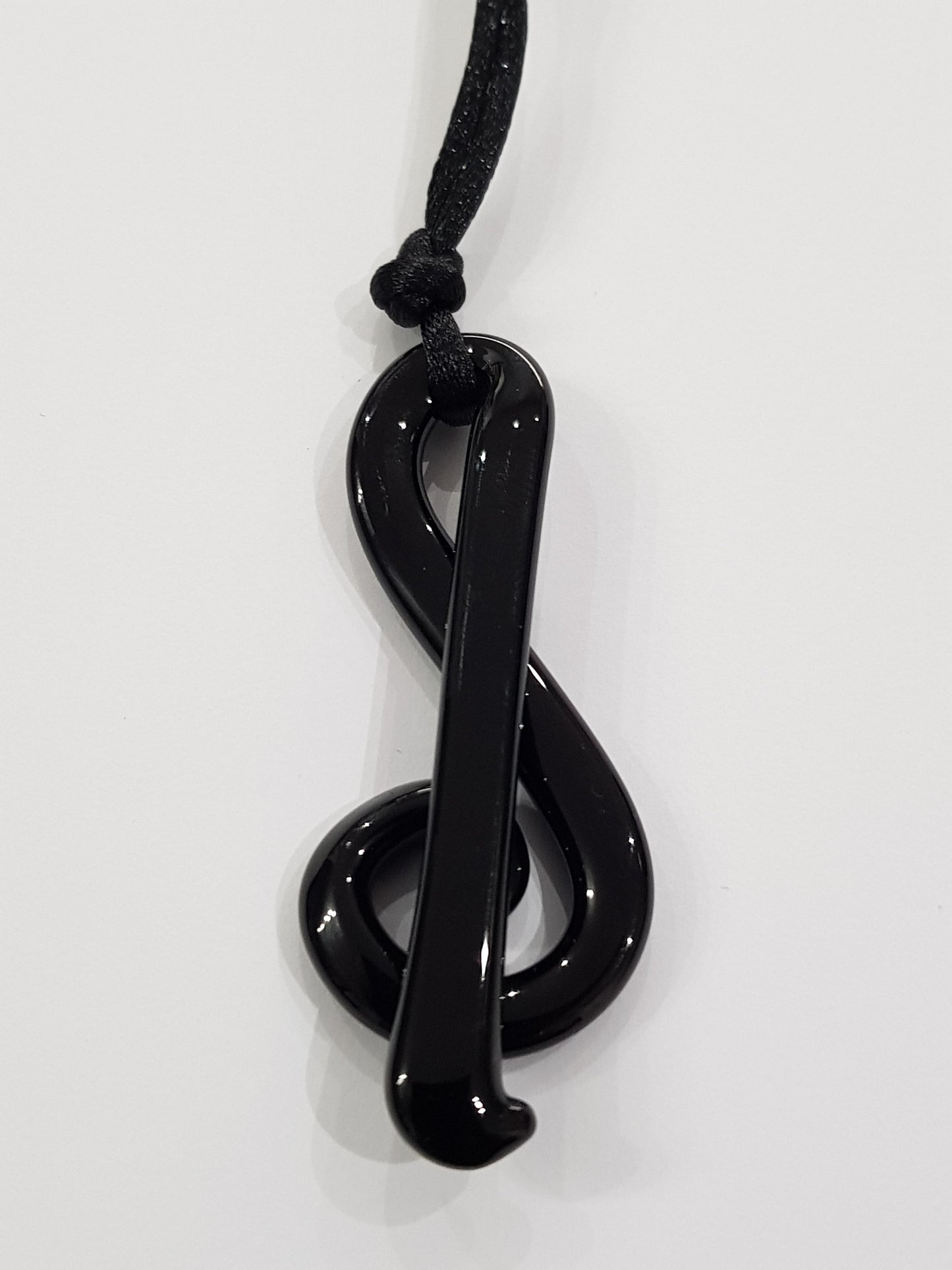 Chiave di violino in vetro di Murano lavorato a lume.