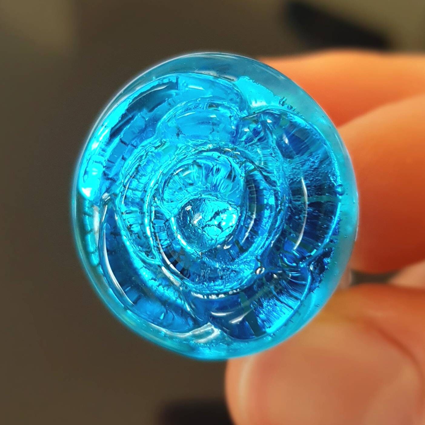 Anello ROSE in vetro di Murano lavorato a lume acquamare trasparente con foglia argento.