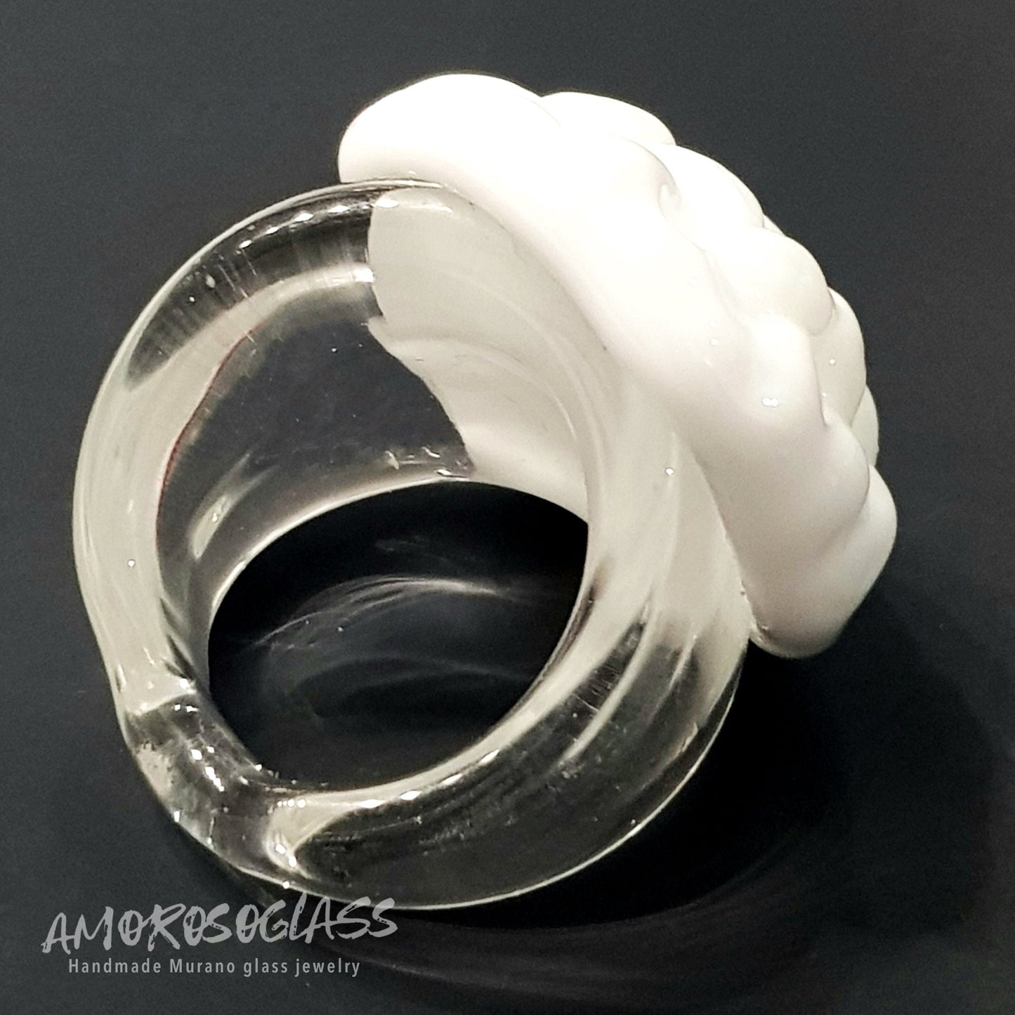 Anello INTRECCIO in vetro di Murano lavorato a lume.
