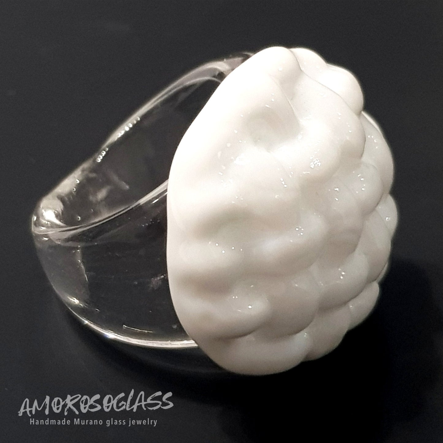 Anello INTRECCIO in vetro di Murano lavorato a lume.