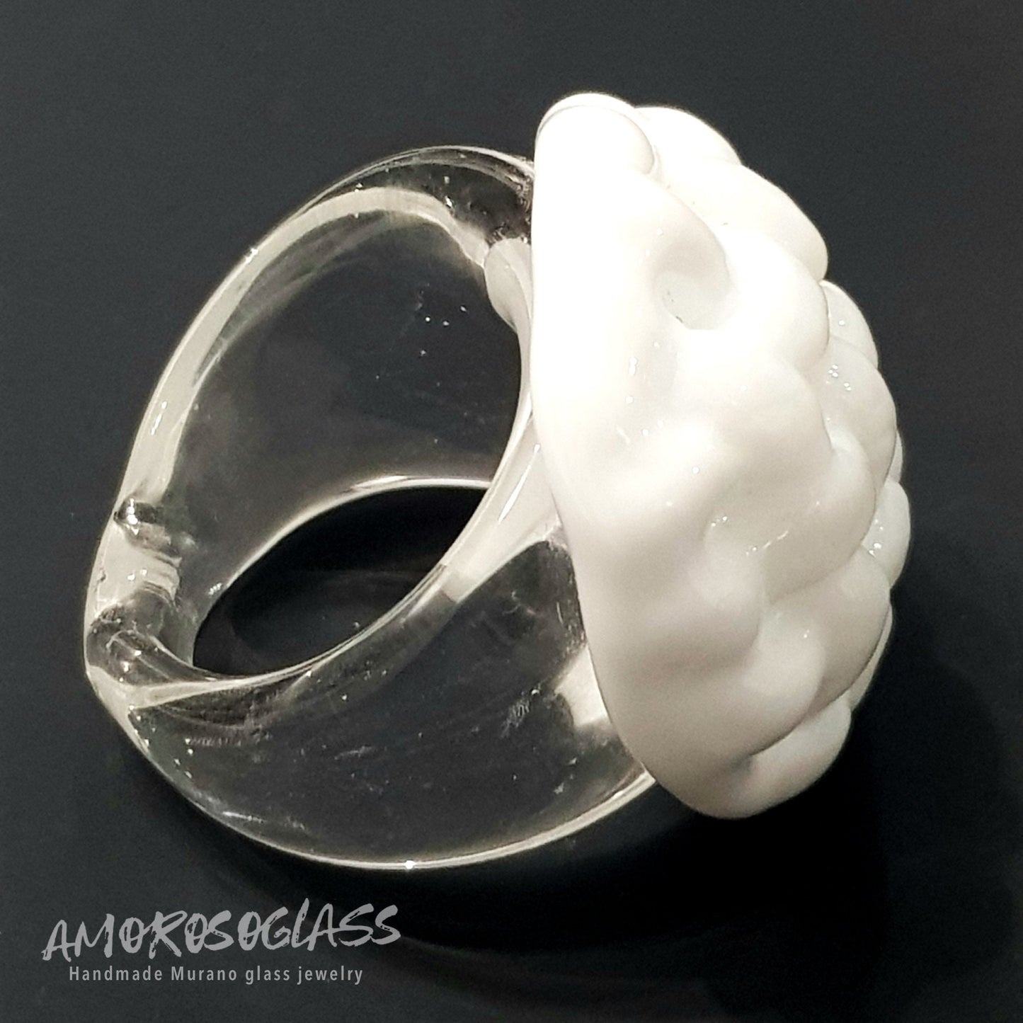 Anello INTRECCIO in vetro di Murano lavorato a lume.