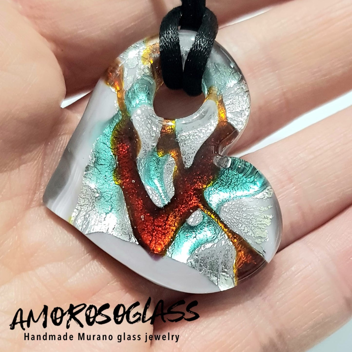 CUORE ONDINA in vetro di Murano lavorato a lume con foglia oro 24Kt o argento.