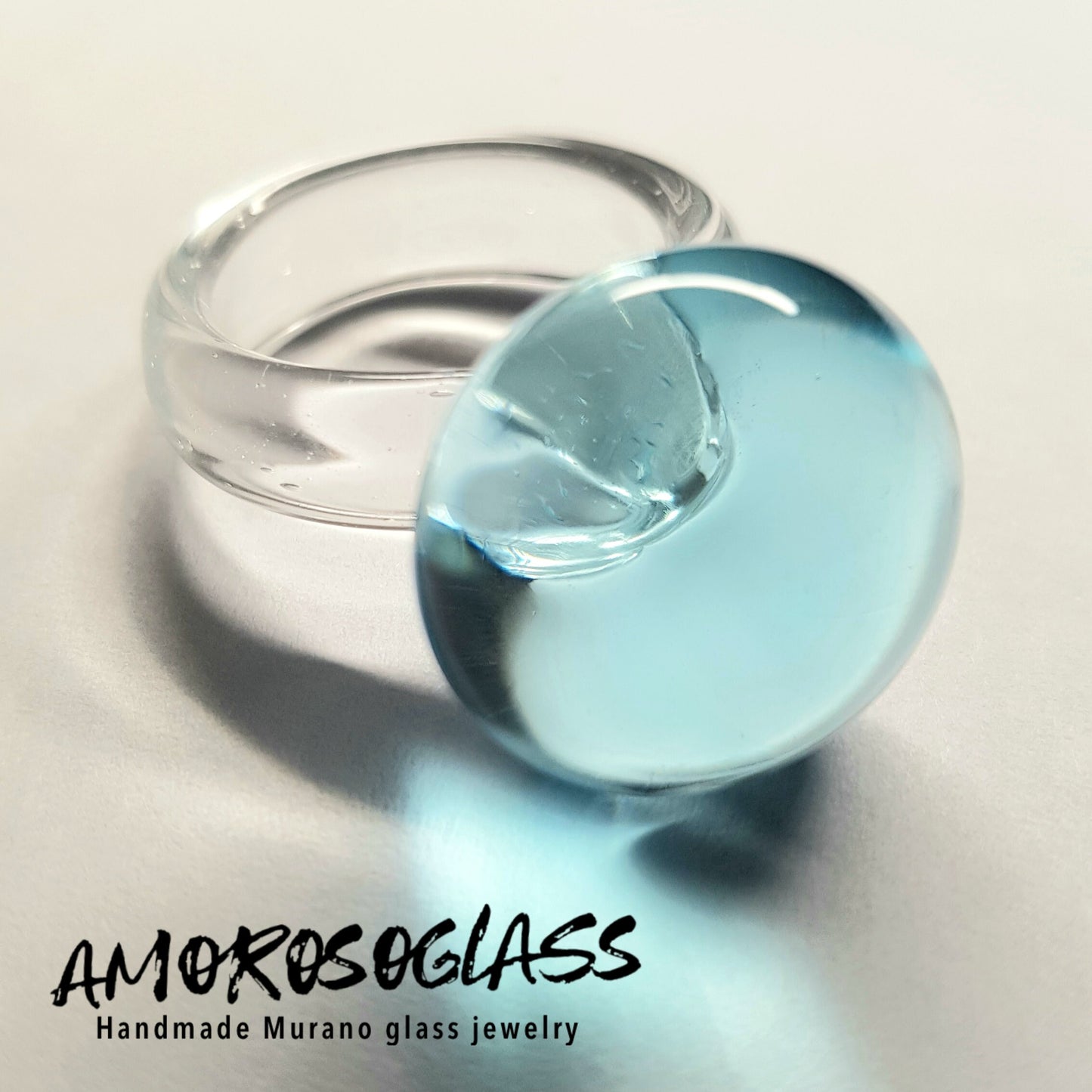 Anello BOLLICINA in vetro di Murano lavorato a lume.