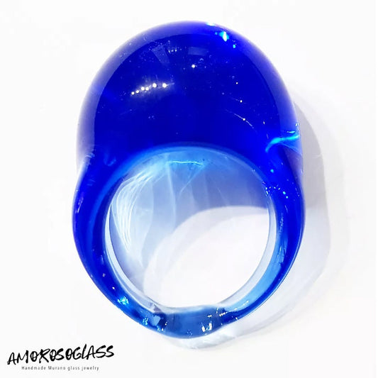 Anello Bubble in vetro di Murano molto appariscente, colore bluino trasparente.