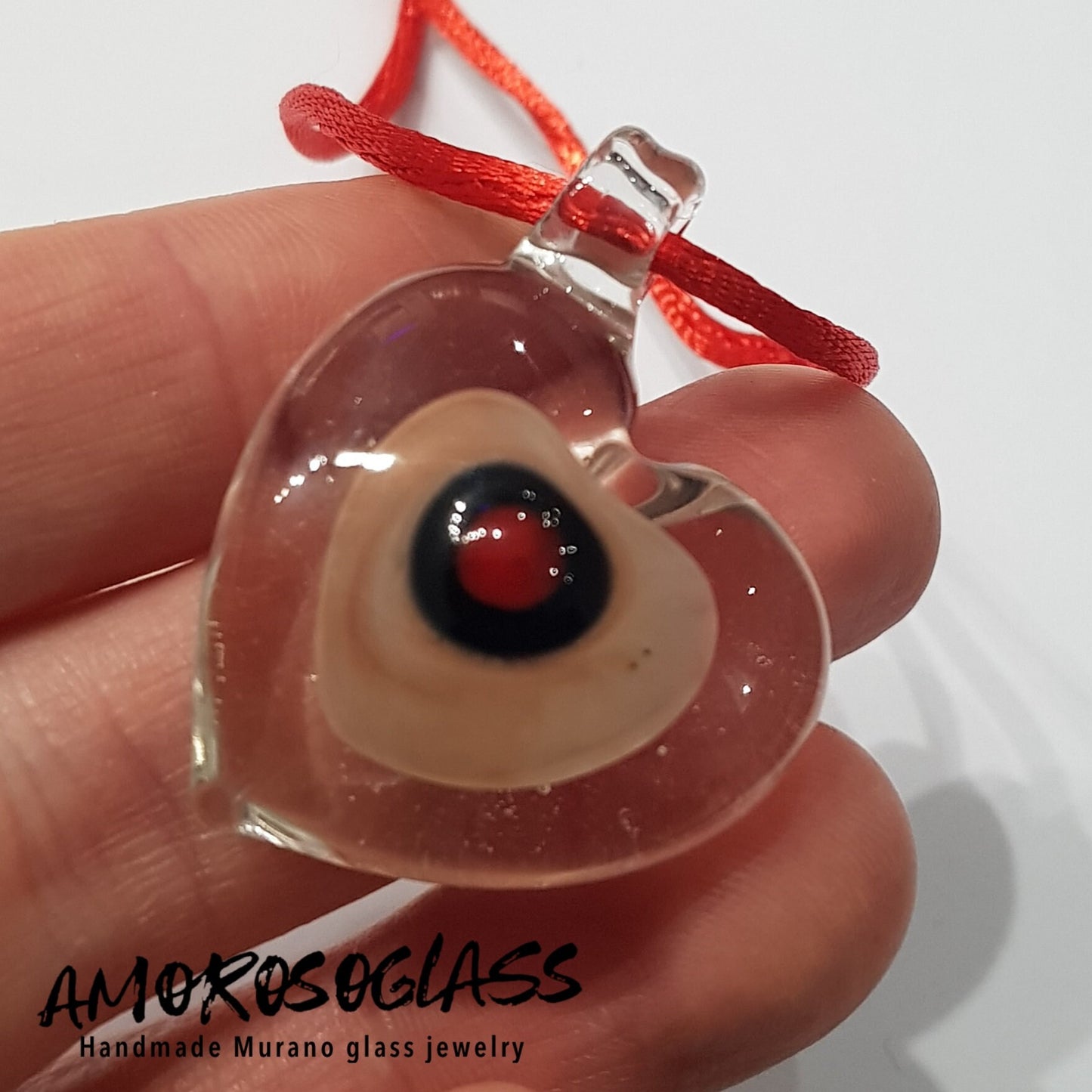 CUORE NICOLE in vetro di Murano lavorato a lume.