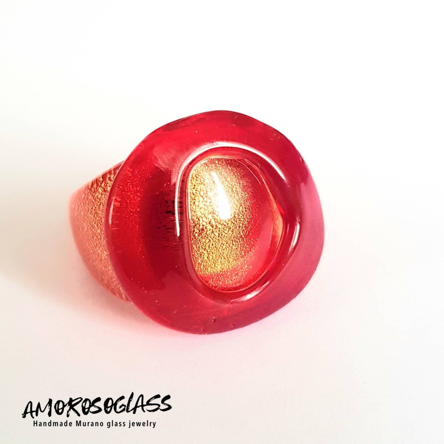 Anello rosso fondo arancione in vetro di Murano con foglia oro 24Kt.